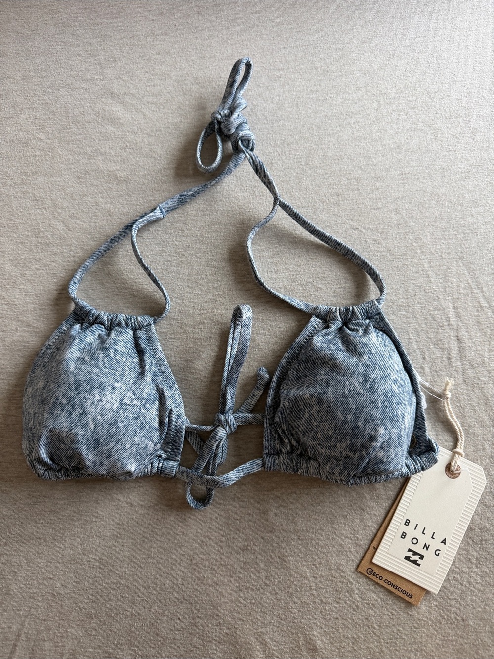 NWT Billabong Bikini Top